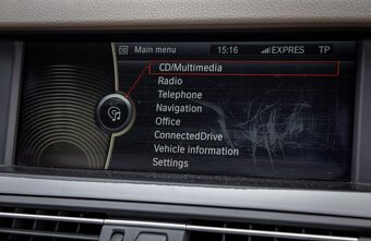 BMW rad 5 Touring 530d xDrive - 16