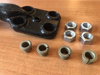 Uaz, Gaz ochranné manžety na nápravu predám - 16