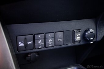 Toyota RAV4 2.2 l D-CAT Premium - 16
