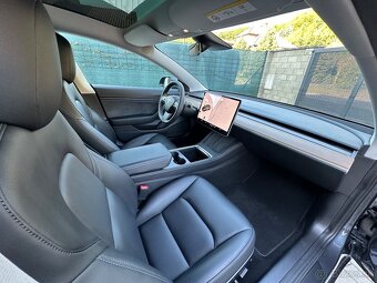 Tesla Model 3 Long Range AWD 82kWh ŤAŽNÉ REFRESH 366kW - 16