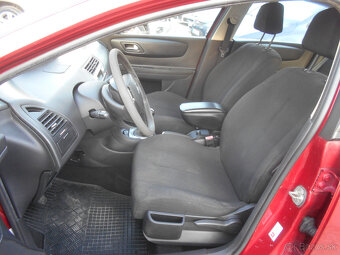 Citroën C4 1,4i 16VPack benzín - AJ NA SPLÁTKY OD 19,90e - 16