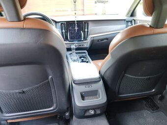 Volvo V90 Cross Country 4x4 AKCIA - 16