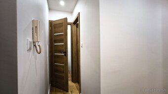 rezervovaný PERFEKTNÝ DVOJIZBOVÝ BYT PRI POLIKLINIKE - 16