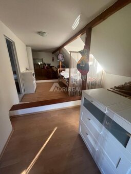 PREDAJ: Rodinný dom-chata, 639 m2; Dolná Bzová-Podkriváň, 18 - 16