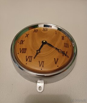 Hodiny Jawa svetlo - 16