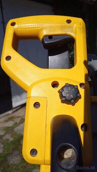 pokosová píla DEWALT DW718 - QS a stôl DE7023 - 16