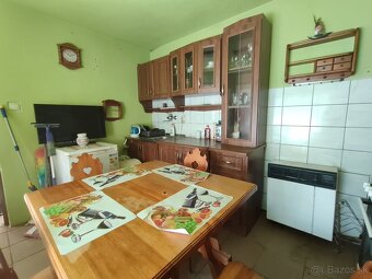 Predám pekný rodinný dom v obci Veľký Ďur, okres Levice - 16