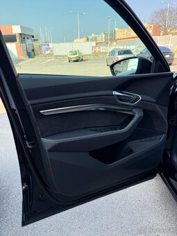 Audi E-tron 50 Quattro S-line,  Pano, Led, ACC - 16