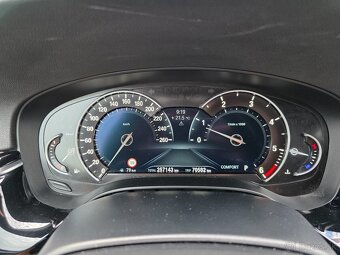 BMW 520 xDrive AT8 SPORTLINE HARMAN - KARDON - 16