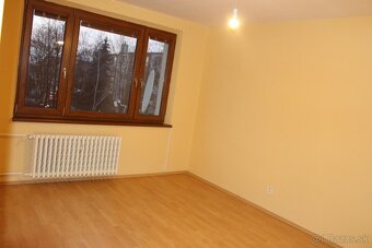 Na predaj 3 izb. byt v Senci na Gagarinovej ul. - 16