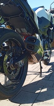 BMW F900R - 16