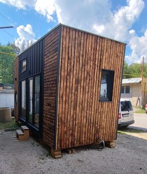 Predávame nový dizajnový Tiny House so saunou na prívese - 16