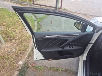 Predám  Toyota Avensis Combi 2.0 Valvematic Executive MDS - 16