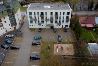 Kompletne zariadený apartmán s výhľadom a parkovaním v proje - 16