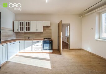 NA PREDAJ: Rodinný zrenovovaný dom, Ordzovany, okr. Levoča - 16