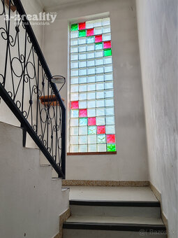 Ponúkame na predaj rodinný dom v obci Číčov - 16