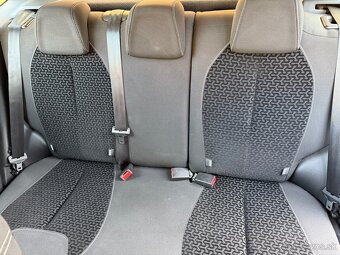Citroën C3 1.4i, r. 2010, 123 876 km - 16