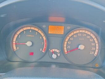 KIA RIO 1.4 benzín 71kW r.v. 2009 - 16