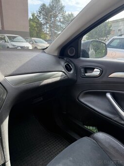 Ford Mondeo - 16