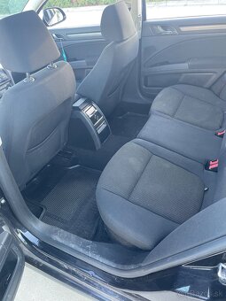 Škoda Superb Combi 2.0 TDI DSG - 16