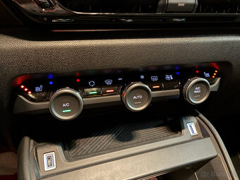 Citroen ë-C4 Electric 136 Feel Pack 50kWh ODPOCET DPH - 16