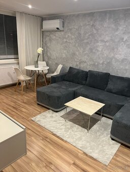 Na prenájom 2 izbový moderný byt - 16