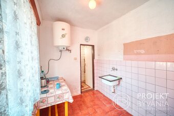 Na predaj rodinný dom, TEHLA, vhodný na bývanie či podnikani - 16