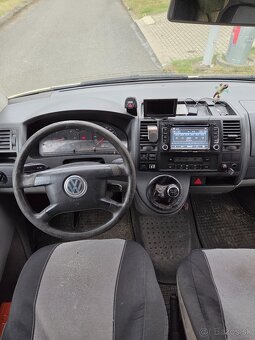 Volkswagen Transporter Caravelle 2.5TDI - 16