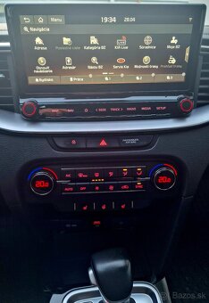 Kia Ceed SW - 16