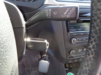 Škoda Rapid Spaceback SB 1.6 TDI 105k AmbitionHatchback - 16
