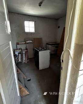 Na predaj starší rodinný dom s veľkým pozemkom v obci Imeľ - 16