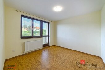 Na predaj 4-izbový byt, garáž, kompletná rekonštrukcia, zahr - 16