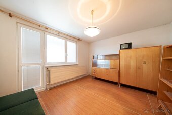 Na predaj dva ihneď obývateľné rodinné domy za cenu jedného  - 16