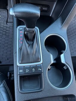 Kia Sportage 1.7 CRDi 7DCT 2WD Platinum - 16