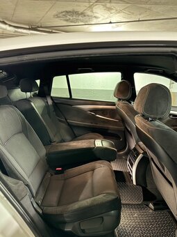 BMW 530 XD - 16