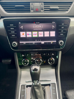 Škoda Superb Combi 2.0TDI 110kW DSG 7A ACC LED 2021 - 16