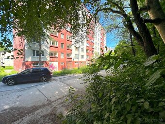 Handlová - 2.840 m2 pozemok na projekt - VÝSTAVBA DOMOV - 16