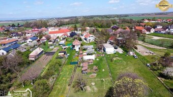 PREDAJ - RODINNÝ DOM - MALÁ MAČA - CELKOVÁ ROZLOHA 2 719 M² - 16
