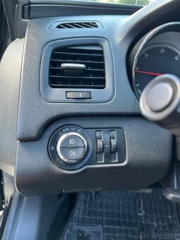 Opel Insignia 2.0 CDTI, AUTOMAT, 2010, 96 kW, 300404 km - 16