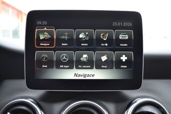 Mercedes-Benz GLA 200d A/T - 16