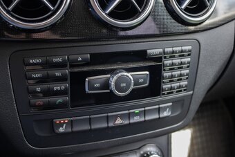 Mercedes  B180 CDI - 16