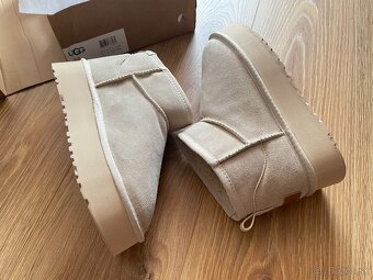 Čižmy UGG - 16