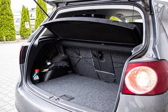Volkswagen Golf 1.6 FSI Comfortline - 16