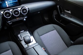 Mercedes-Benz CLA Shooting Brake SB 180 A/T - 16