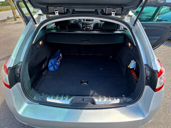 Peugeot 508 SW 2.0 HDi FAP BVM6 Allure - 16