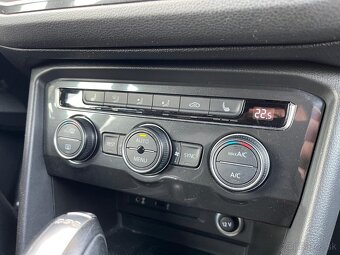 Volkswagen Tiguan 2.0 TDI R-Line 4Motion - 16