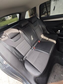Škoda Octavia 1.6 TDI DSG - 16