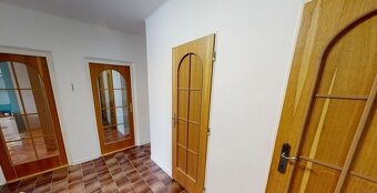 Ponúkame na prenájom 3-izbový byt 93m2-zariadený - Dlhé Hony - 16