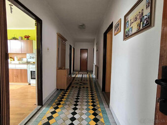 ‼️ZNÍŽENÁ CENA‼️RODINNÝ DOM S KRÁSNYM POZEMKOM NA PREDAJ, MA - 16
