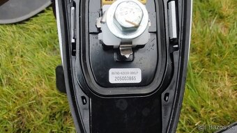 Rozne veci Toyota, KIA, Mercedes - zrkadlo, lista, absorber - 16